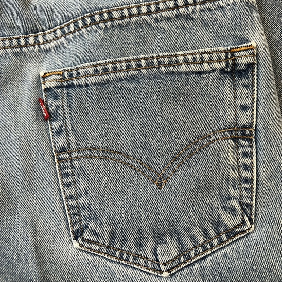 Vintage Y2K 2000 Levi’s 550 Classic Relaxed Fit Size 34 Medium Wash - Picture 2 of 7